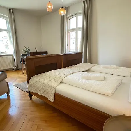 Im Zentrum Von Lochau, #2